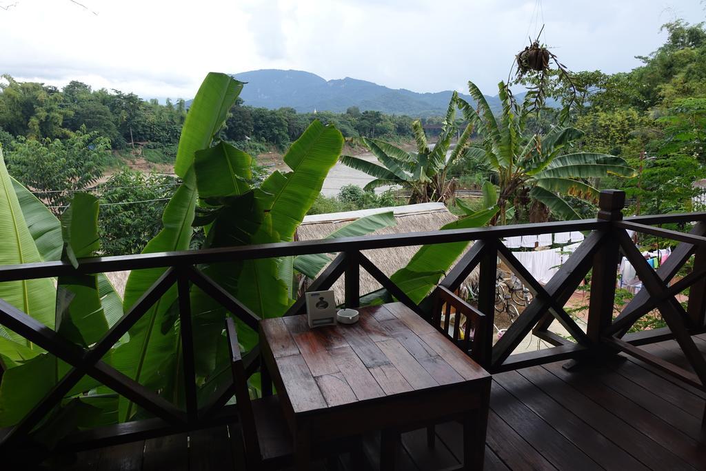 Namkhan Riverside Hotel Luang Prabang Room photo