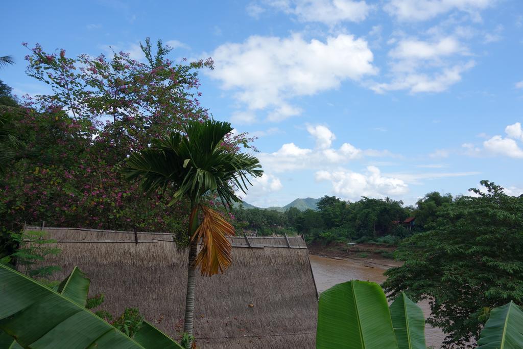 Namkhan Riverside Hotel Luang Prabang Exterior photo