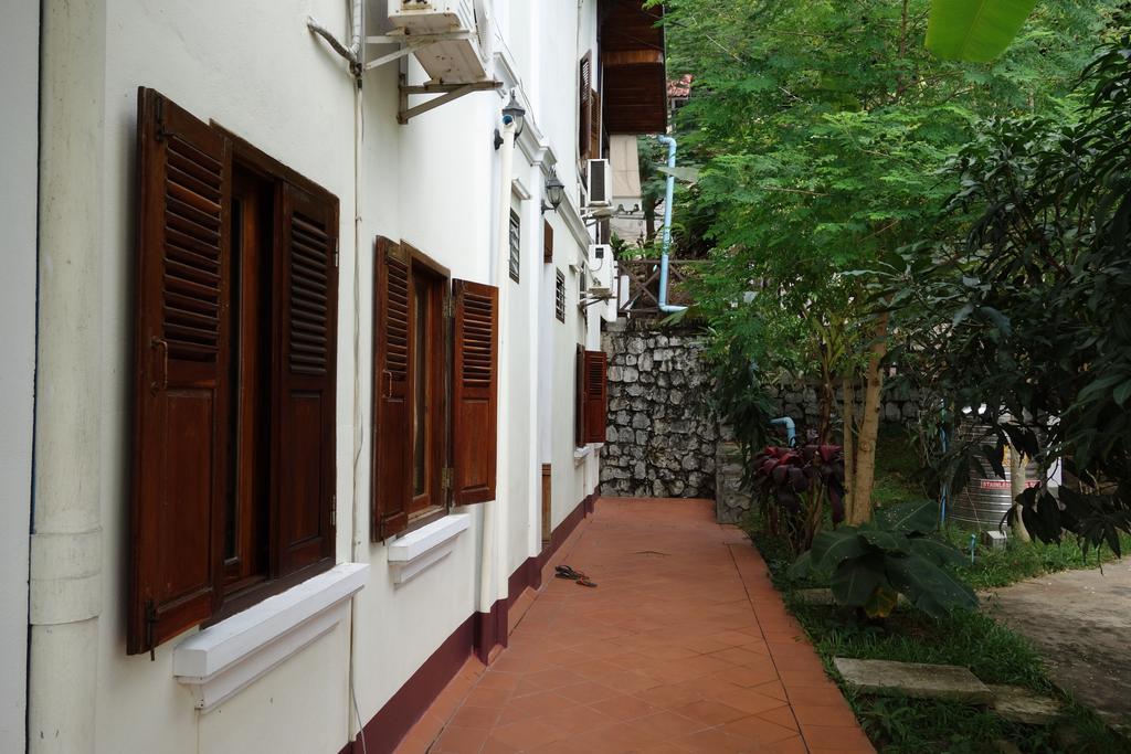 Namkhan Riverside Hotel Luang Prabang Exterior photo