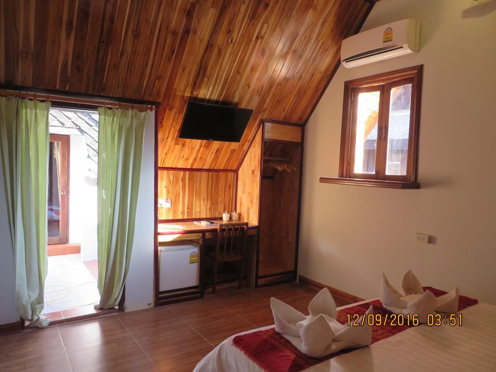 Namkhan Riverside Hotel Luang Prabang Exterior photo
