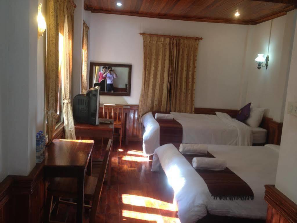 Namkhan Riverside Hotel Luang Prabang Exterior photo